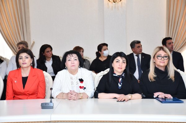 Sumqayıtda “11 Apreldən Zəfərə”  elmi-praktik konfrans keçirilib - FOTOLAR