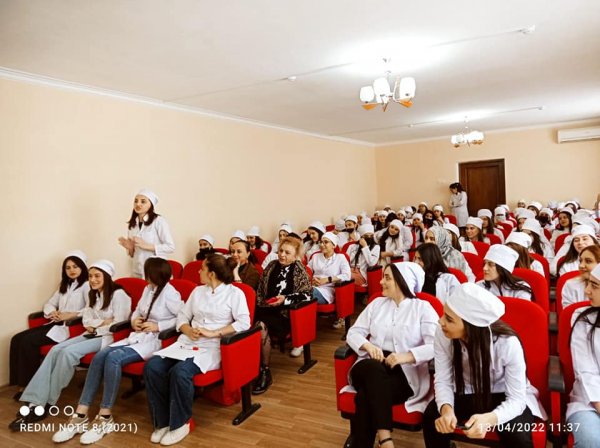 Sumqayıtda  “İnsan alveri və qadın zorakılığına qarşı mübarizə” mövzusunda maarifləndirici görüş keçirilib - FOTO