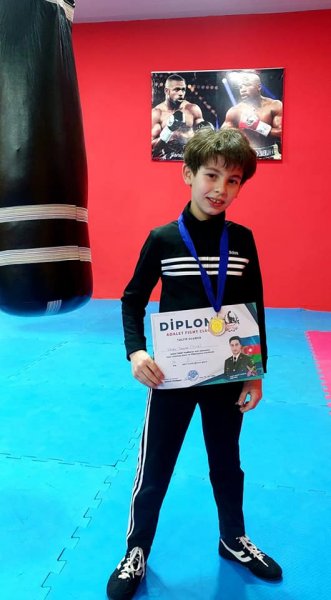 Sumqayıtın 9 boksçusu qızıl medal qazandı - FOTOLAR