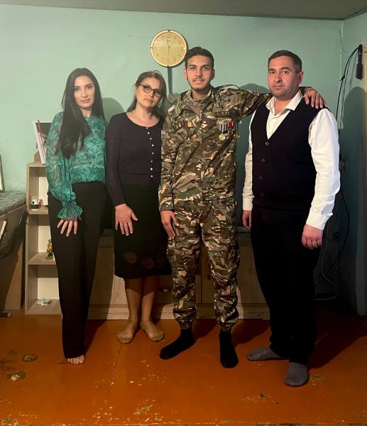 Sumqayıtda incəsənət məktəbinin kollektivi tərəfindən qazi ziyarət edilib - FOTO