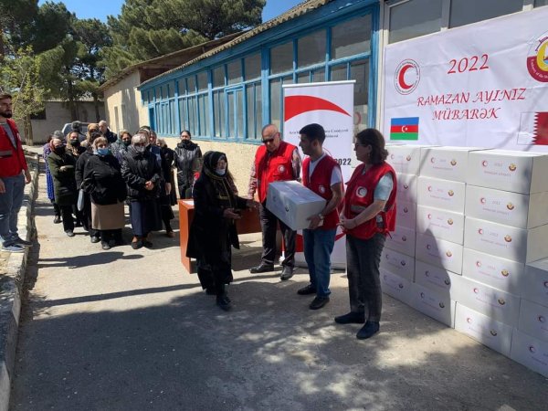 Sumqayıtda ahıllara yardım verildi -FOTO