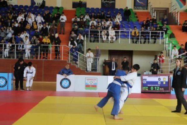 Sumqayıtda “Şuşa İli”nə həsr olunmuş cüdo üzrə U-15 yeniyetmələr arasında şəhər birinciliyi keçirilib - FOTOLAR