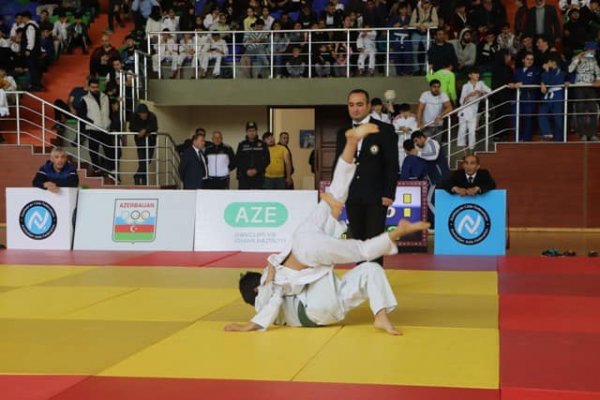 Sumqayıtda “Şuşa İli”nə həsr olunmuş cüdo üzrə U-15 yeniyetmələr arasında şəhər birinciliyi keçirilib - FOTOLAR