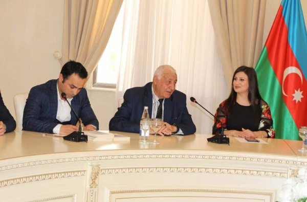 Sumqayıtda  "Vətən Sevgisinin Qələbəsi" adlı dəyirmi masa keçirilib -FOTOLAR