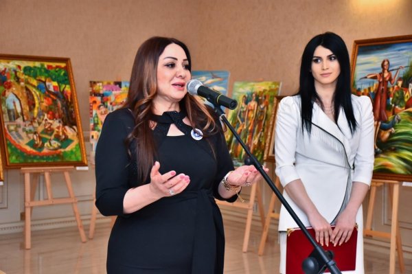 Sumqayıtda peşəkar rəssamların “İz” adlı yaradıcılıq sərgisi keçirilib - FOTOLAR