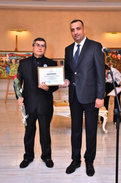 Sumqayıtda peşəkar rəssamların “İz” adlı yaradıcılıq sərgisi keçirilib - FOTOLAR