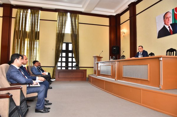 Sumqayıtda rəis müşavirə keçirdi - FOTOLAR
