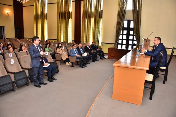 Sumqayıtda rəis müşavirə keçirdi - FOTOLAR
