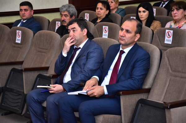Sumqayıtda rəis müşavirə keçirdi - FOTOLAR