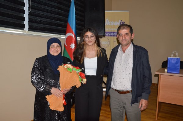Sumqayıt məzununun "Qordi düyünü" - FOTOLAR