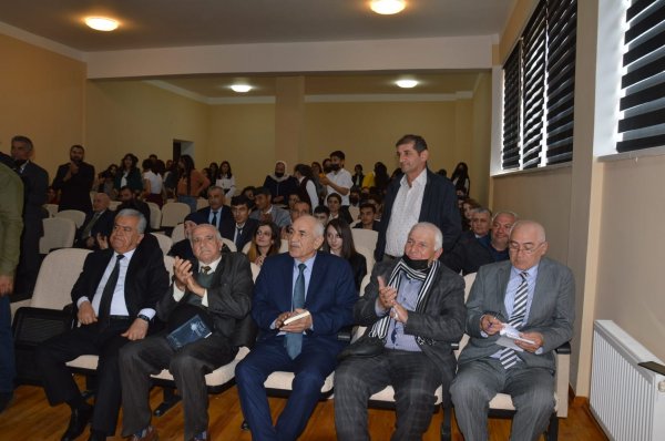 Sumqayıt məzununun "Qordi düyünü" - FOTOLAR