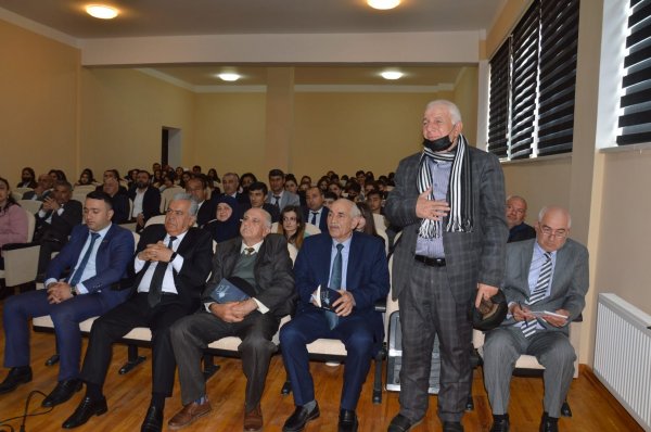 Sumqayıt məzununun "Qordi düyünü" - FOTOLAR