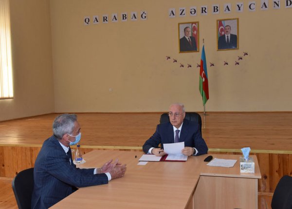 Zakir Fərəcov Corat qəsəbəsində vətəndaşların problemlərini dinlədi - FOTO