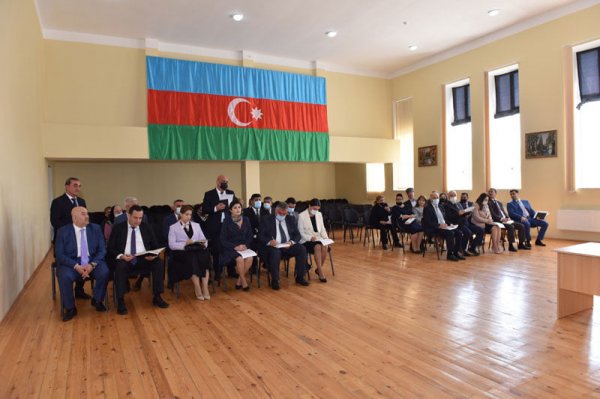 Zakir Fərəcov Corat qəsəbəsində vətəndaşların problemlərini dinlədi - FOTO