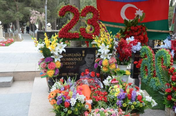 Sumqayıtda Vətən müharibəsinin şəhidi anılıb - FOTOLAR