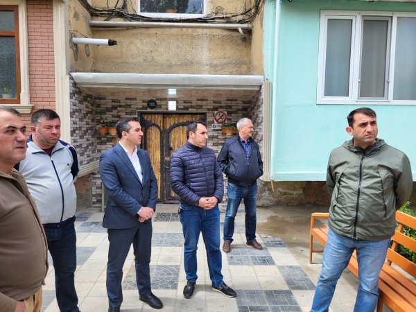 Sumqayıt sakinlərindən maraqlı təşəbbüs -FOTO Sumqayıt sakinlərindən maraqlı təşəbbüs -FOTO
