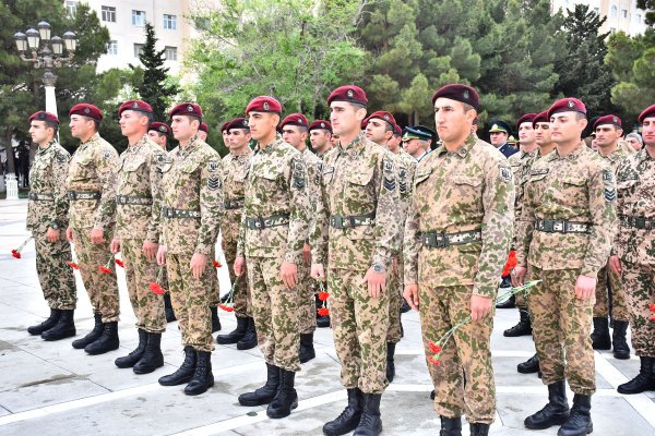 Sumqayıtda Ümummilli Lider Heydər Əliyevin xatirəsi anılıb - FOTOLAR