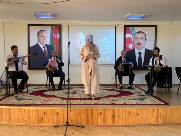 “Unudulmaz Şəxsiyyət” adlı tədbir keçirilib - FOTO