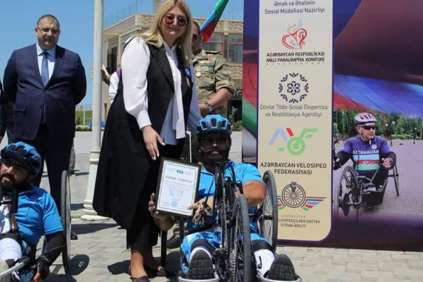Sumqayıtda inklüziv veloyürüş keçirilib -FOTOLAR