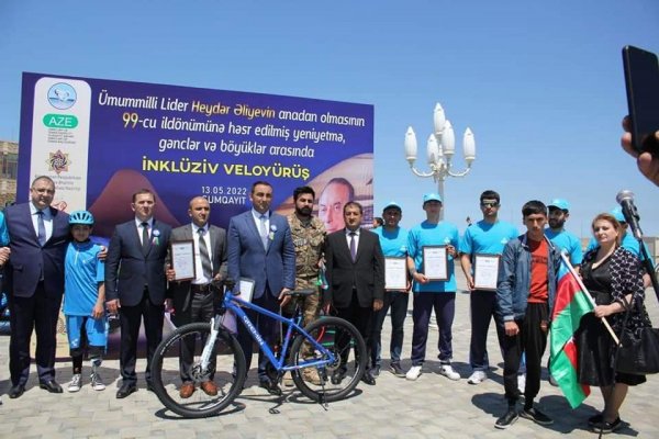 Sumqayıtda inklüziv veloyürüş keçirilib -FOTOLAR