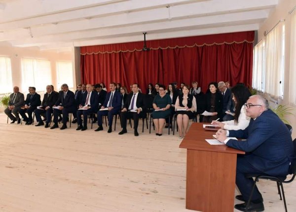 Zakir Fərəcov vətəndaşların problemlərini dinlədi -FOTOLAR