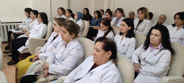 Deputat Müşfiq Məmmədli Sumqayıtda bir qrup tibb işçisi ilə görüş keçirib - FOTO
