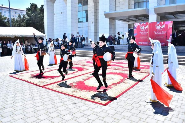 Sumqayıtda Milli Kitab Sərgisinin açılış mərasimi oldu -FOTO