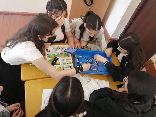 Sumqayıtda “Gələcəyin smart modelləri” adlı təlim keçirilib - FOTOLAR