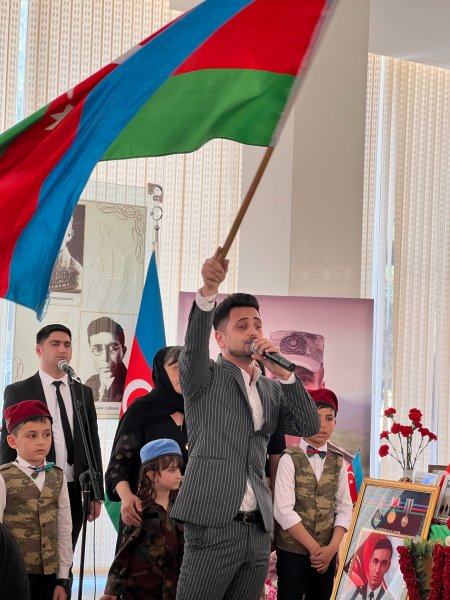 Sumqayıtda “Şəhidlik zirvəsinin 23 yaşlı fatehi” adlı ədəbi-bədii gecə keçirilib - FOTOLAR