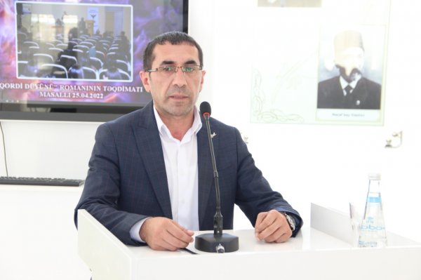 Sumqayıtda  “Qordi düyünü” romanının təqdimat və imza günü keçirilib - FOTOLAR
