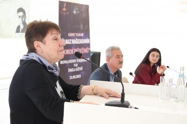 Sumqayıtda  “Qordi düyünü” romanının təqdimat və imza günü keçirilib - FOTOLAR