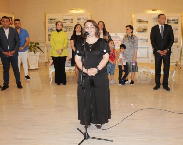 Sumqayıtda xeyriyyə satış-sərgisi: Uşaqları sevgimizlə qoruyaq! - FOTOLAR