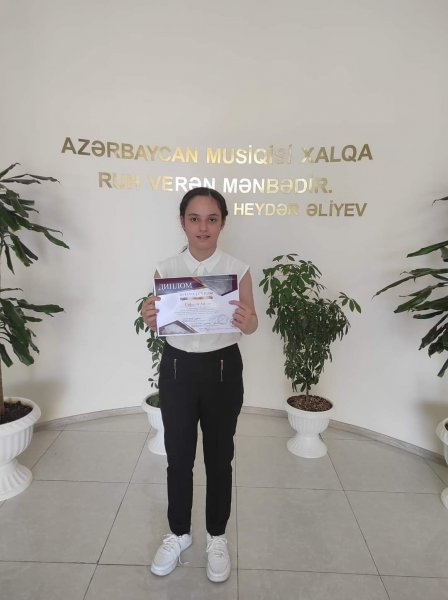Uşaq İncəsənət Məktəbinin şagirdləri laureat adını qazanıblar -FOTOLAR