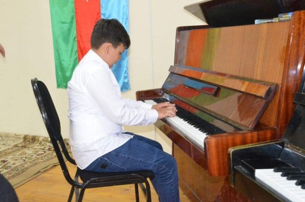 Şuşa rayon nümayəndəliyi “Qurtuluş Günü” nə həsr olunan yekun hesabat konserti təşkil edib -FOTOLAR