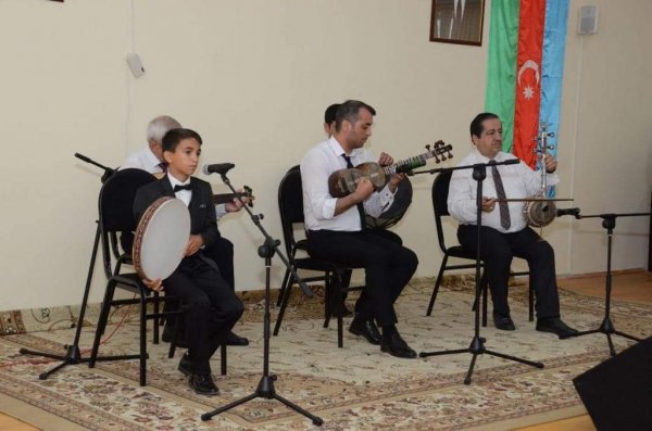 Şuşa rayon nümayəndəliyi “Qurtuluş Günü” nə həsr olunan yekun hesabat konserti təşkil edib -FOTOLAR