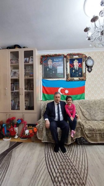 Şəhid ailəsi ziyarət edilib - FOTO