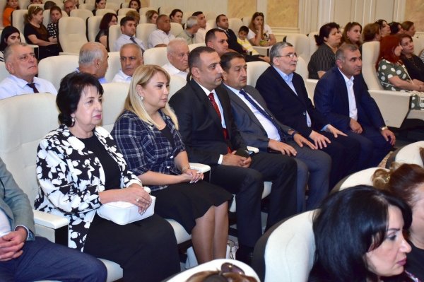 Sumqayıtda səyyar iclas keçirilib - FOTOLAR