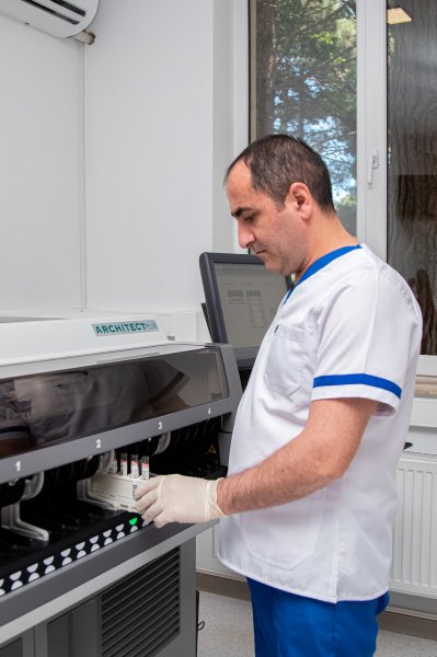 Sumqayıtda tibb müəssisələrinin laboratoriyaları yeniləndi -FOTOLAR