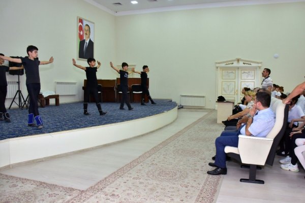 Sumqayıtda xoreoqrafiya sənəti üzrə ustad dərsi keçirilib - FOTO