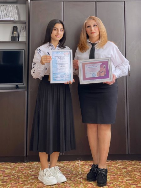 Sumqayıt incəsənət məktəbinin şagirdi beynəlxalq mükafata layiq görülüb - FOTO