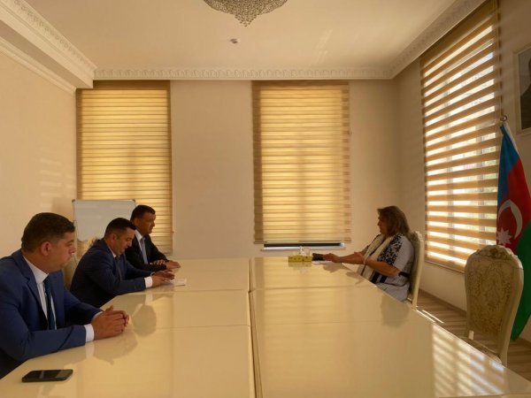 Sumqayıtda vətəndaşlara yüksək keyfiyyətli hüquqi yardım göstəriləcək: Deputatla vəkillərin əməkdaşlığı