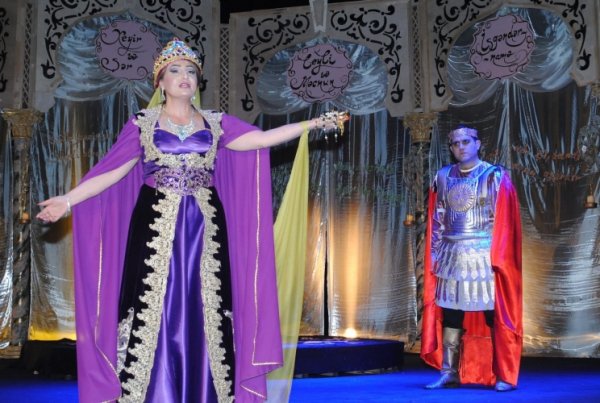 Sumqayıt teatrı mövsümə “Xəzinə” tamaşası ilə yekun vuracaq