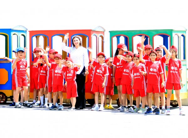 Sumqayıtda “Yay Futbol Düşərgəsi”nin ikinci mərhələsi başa çatıb - FOTOLAR