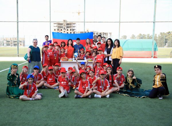 Sumqayıtda “Yay Futbol Düşərgəsi”nin ikinci mərhələsi başa çatıb - FOTOLAR