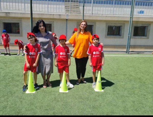 Sumqayıtda “Yay Futbol Düşərgəsi”nin ikinci mərhələsi başa çatıb - FOTOLAR