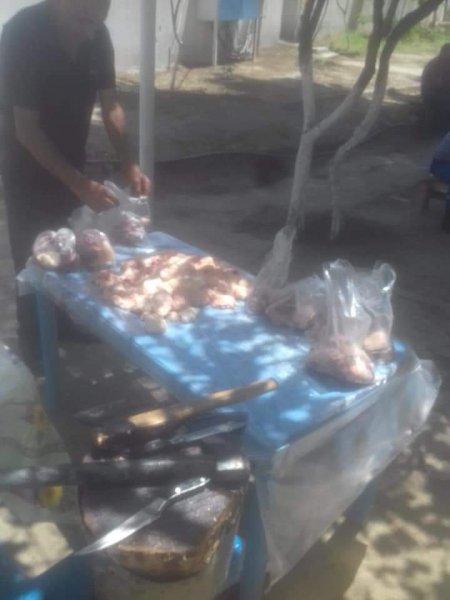 Sumqayıt Sukanal İdarəsi aztəminatlı əməkdaşlarına qurban əti payladı -FOTO