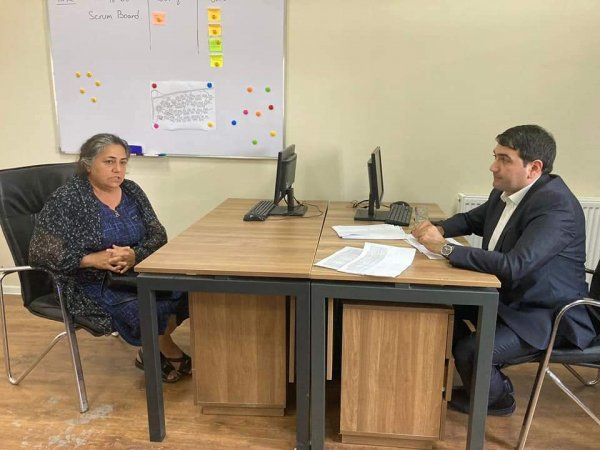 İdarə müdiri Ağalıda vətəndaşları qəbul edib -FOTO