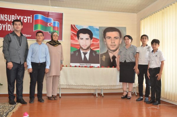 Sumqayıtda eyni gündə şəhid olanların xatirəsi yad edilib - FOTO