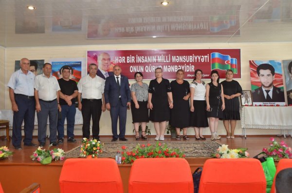 Sumqayıtda eyni gündə şəhid olanların xatirəsi yad edilib - FOTO