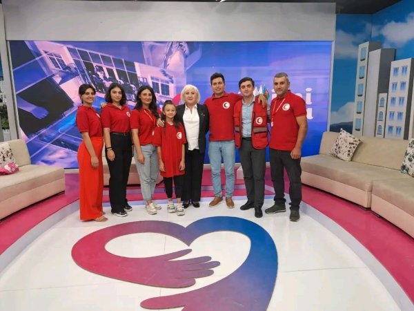 Sumqayıt ayparaçıları Səhiyyə TV-də - FOTOLAR Sumqayıt ayparaçıları Səhiyyə TV-də - FOTOLAR